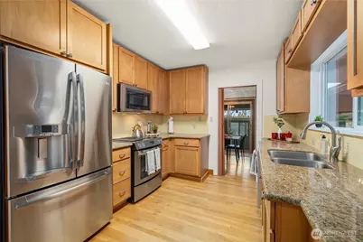 2542 S Cushman Avenue, Tacoma, WA 98405 - Photo 13