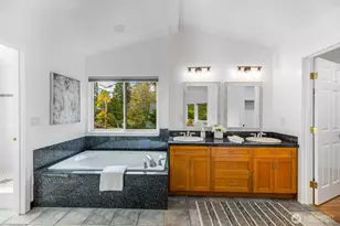 2708 NE 98th St, Seattle, WA 98115 - Photo 21