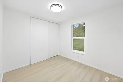 32 E Mountain View Rd, Camano Island, WA 98282 - Photo 19