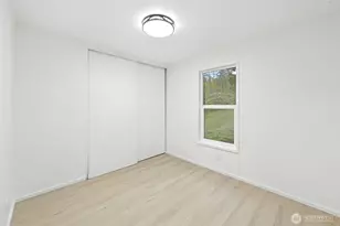 32 E Mountain View Rd, Camano Island, WA 98282 - Photo 19