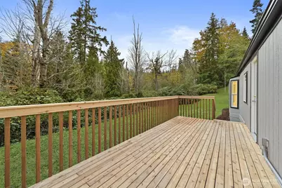 32 E Mountain View Rd, Camano Island, WA 98282 - Photo 23