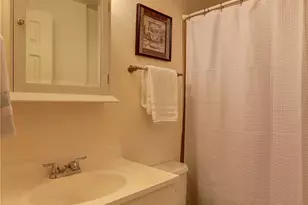 11424 SE 257th Pl, Kent, WA 98030 - Photo 13