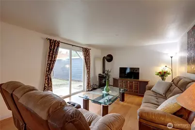 11424 SE 257th Place #F108, Kent, WA 98030 - Photo 3