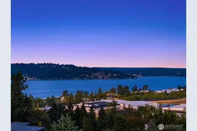 7352 56th Avenue NE, Seattle, WA 98115 - Photo 9