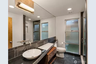 7352 56th Avenue NE, Seattle, WA 98115 - Photo 23