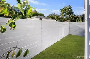 822 B S Sullivan St, Seattle, WA 98108 - Photo 23