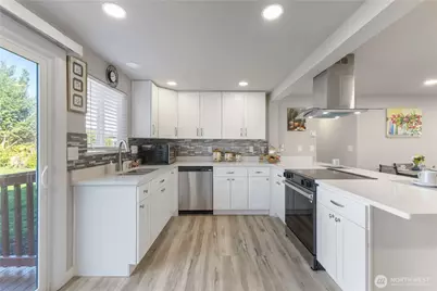 10506 Occident Street SW, Lakewood, WA 98499 - Photo 11