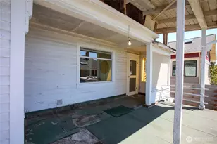 917 13th St, Bellingham, WA 98225 - Photo 33