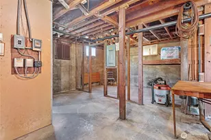 917 13th St, Bellingham, WA 98225 - Photo 31