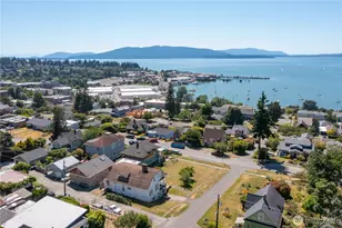 917 13th St, Bellingham, WA 98225 - Photo 35