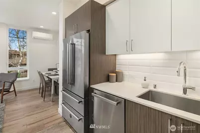 6539 4th Avenue NE #E, Seattle, WA 98115 - Photo 25