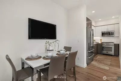 6539 4th Avenue NE #E, Seattle, WA 98115 - Photo 15