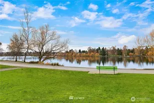 6539 4th Ave NE, Seattle, WA 98115 - Photo 9