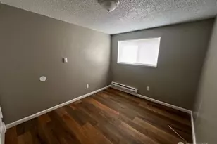 2716 S 258th Pl, Kent, WA 98032 - Photo 3