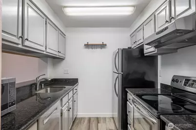 2419 E Madison Street #2461, Seattle, WA 98112 - Photo 11