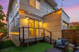 717 N 79th St, Seattle, WA 98103 - Photo 31