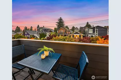 717 N 79th Street, Seattle, WA 98103 - Photo 17