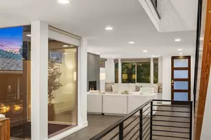 717 N 79th St, Seattle, WA 98103 - Photo 15