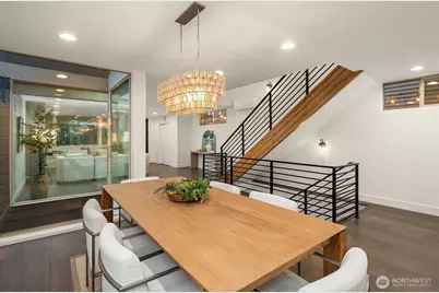 717 N 79th Street, Seattle, WA 98103 - Photo 9