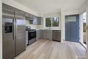 1032 3 Guard St, Friday Harbor, WA 98250 - Photo 7