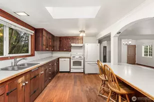 4300 40th St, Seaview, WA 98644 - Photo 11