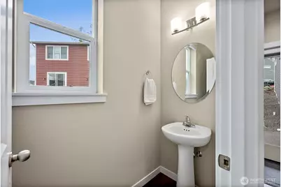 2585 Filbert Avenue, Bremerton, WA 98310 - Photo 13