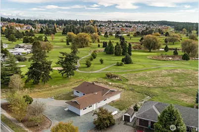 2312 Fairway Lane, Oak Harbor, WA 98277 - Photo 3