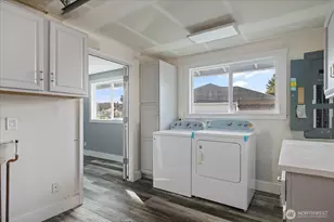 2312 Fairway Ln, Oak Harbor, WA 98277 - Photo 39