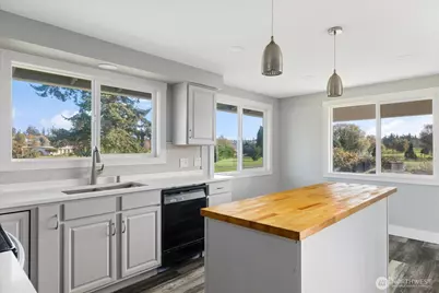 2312 Fairway Lane, Oak Harbor, WA 98277 - Photo 29