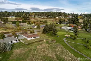 2312 Fairway Ln, Oak Harbor, WA 98277 - Photo 5