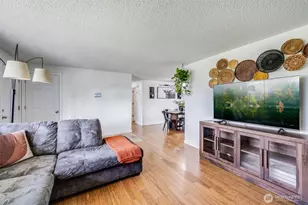 17321 Spanaway Ln E, Spanaway, WA 98387 - Photo 7