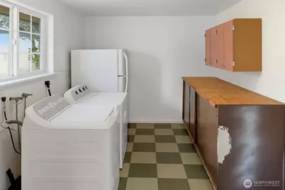 17321 Spanaway Lane E, Spanaway, WA 98387 - Photo 21