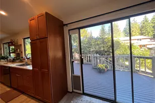 6673 NE Wellsly Pl, Bremerton, WA 98311 - Photo 7