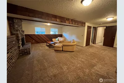 6673 NE Wellsly Place, Bremerton, WA 98311 - Photo 21