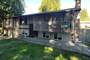 6673 NE Wellsly Pl, Bremerton, WA 98311 - Photo 27