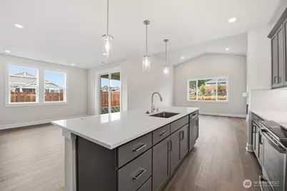 2945 Balsamroot Drive SE, Lacey, WA 98513 - Photo 5