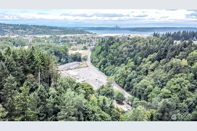 701 Harrington Place SE #1136, Renton, WA 98058 - Photo 31