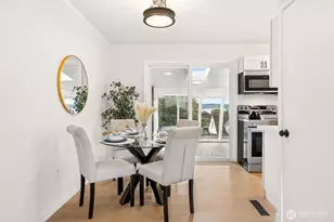 2013 E 16th St, Bremerton, WA 98310 - Photo 5