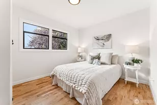 2013 E 16th St, Bremerton, WA 98310 - Photo 9