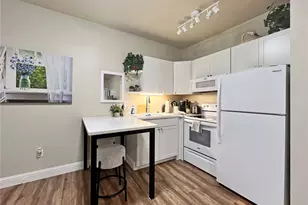 250 Tucker Ave, Friday Harbor, WA 98250 - Photo 9