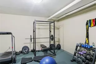 2104 Alki Ave SW, Seattle, WA 98116 - Photo 31