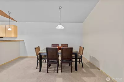 10709 Valley View Road #B403, Bothell, WA 98011 - Photo 11