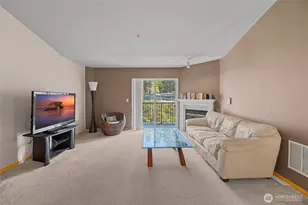 10709 Valley View Rd, Bothell, WA 98011 - Photo 7