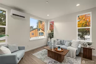 10306 E Midvale Ave N, Seattle, WA 98133 - Photo 9