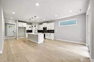 19228 Meridian Dr SE, Bothell, WA 98012 - Photo 5