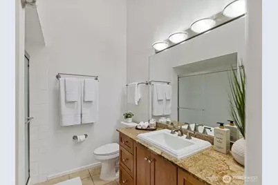 3506 108th Place NE #2, Bellevue, WA 98004 - Photo 29