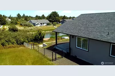 332 Cockle Street SW, Ocean Shores, WA 98569 - Photo 33