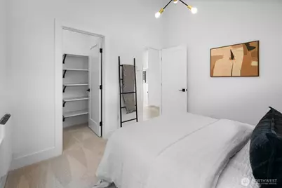 320 N 84th Street, Seattle, WA 98103 - Photo 21