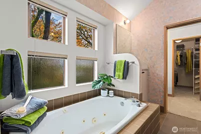 930 37th Avenue, Seattle, WA 98122 - Photo 29