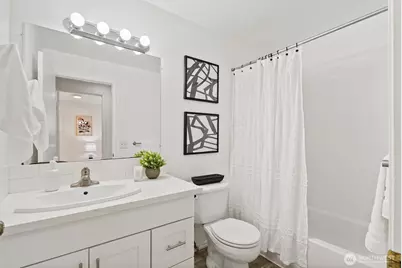 2626 E Madison Street #11, Seattle, WA 98112 - Photo 11